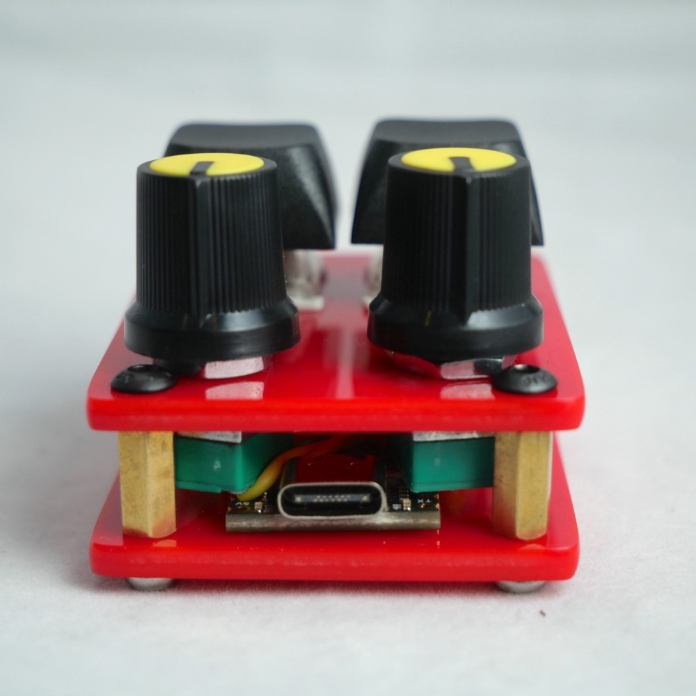 madMidiMini Compact Midi Controller with 2 Note Buttons 2 Potentiometers and LED