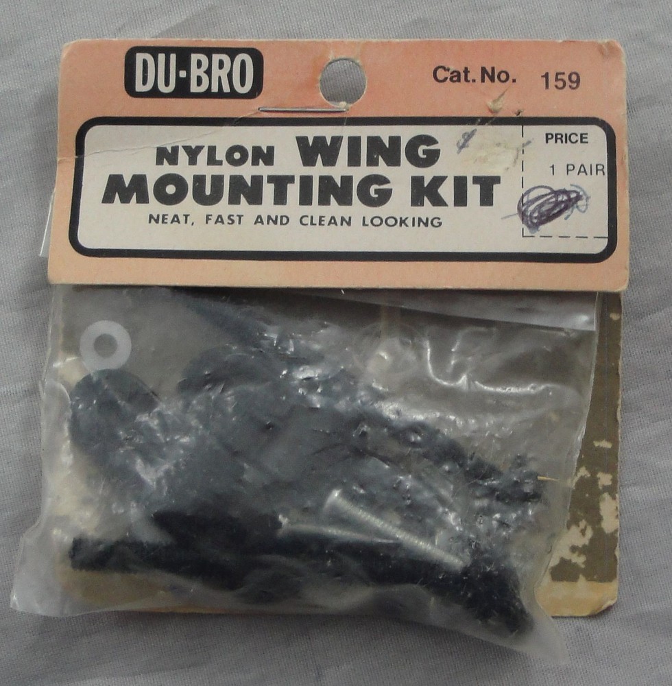 Du-Bro Nylon Wing Mounting Kit (One Pair) DUB159