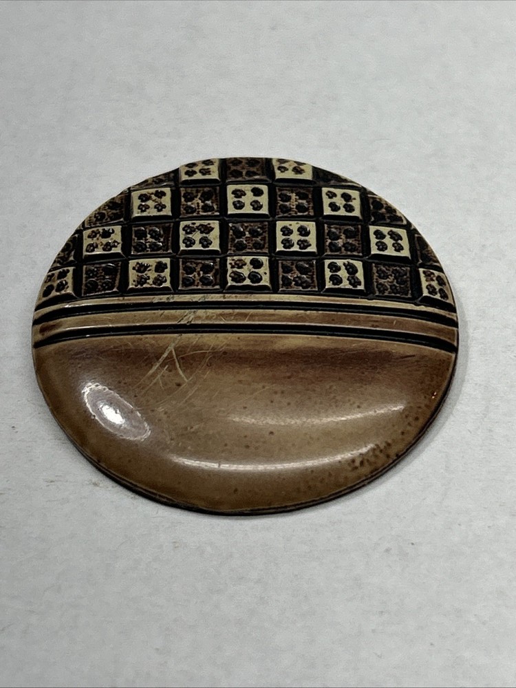Vintage Celluloid Button Dice And Lines Design