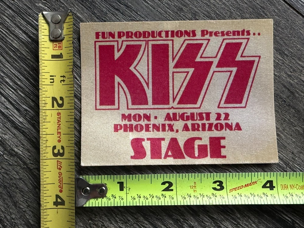 KISS Pass Satin Love Gun Tour Aug 22 Phoenix Arizona Red Vintage Kiss Aucoin