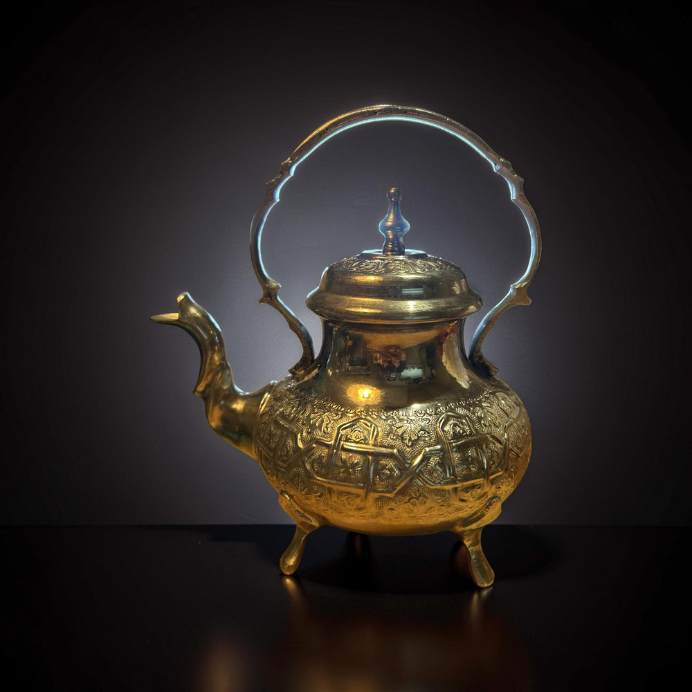 Royal Manchester Silveplate Footed Teapot hinged lid