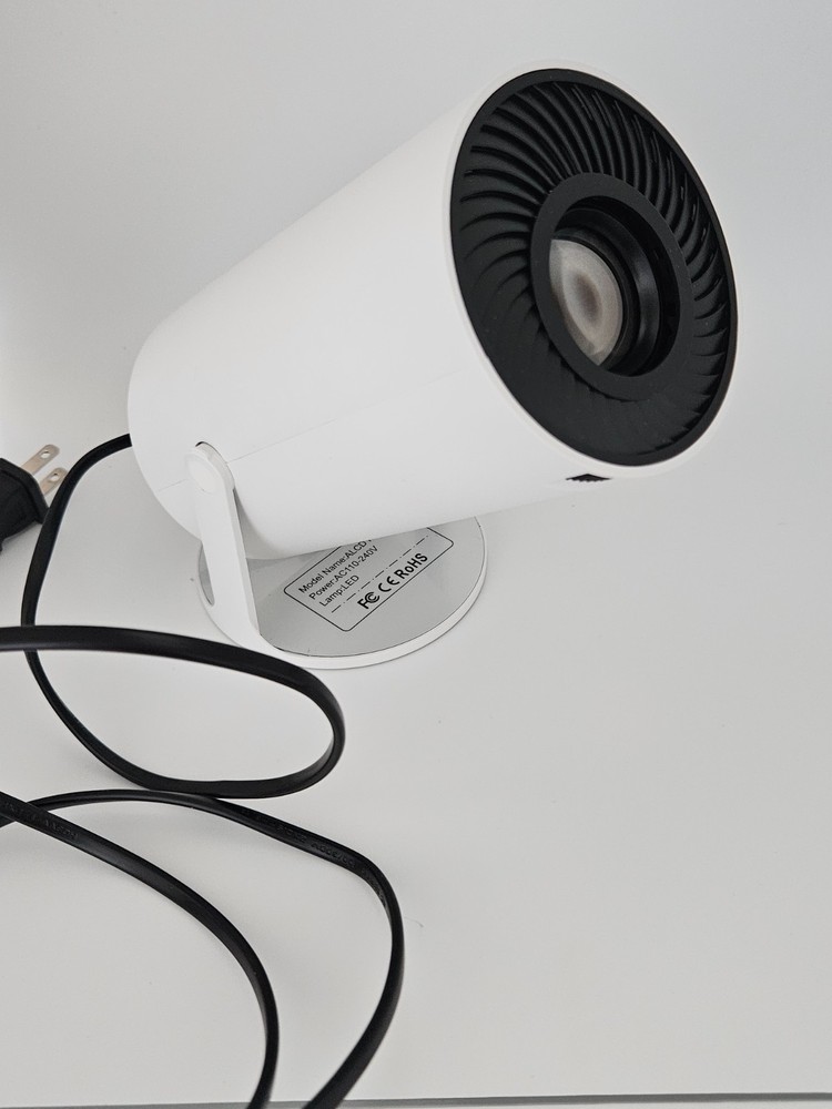 Led Source Ultra HD MultiMedia Projector High Dynamic Range White