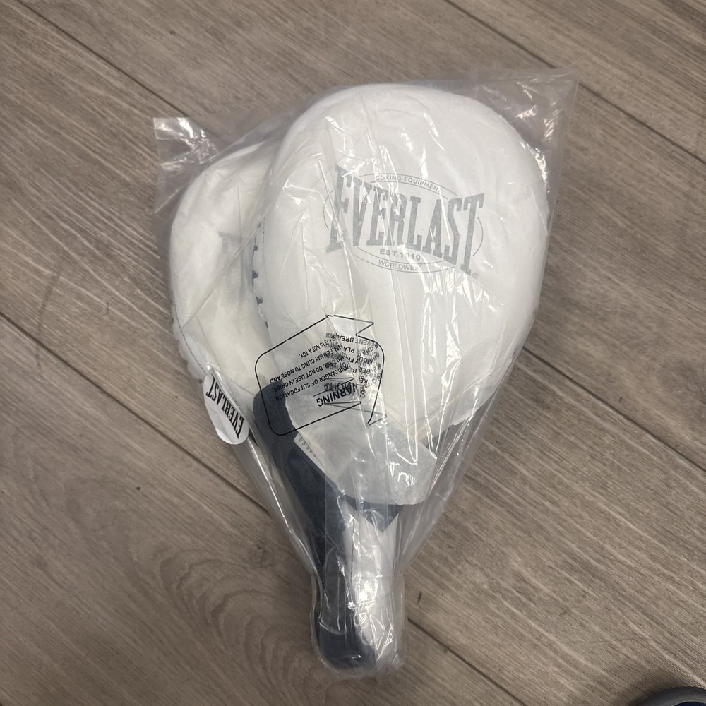 1910 Striking Paddles – ,