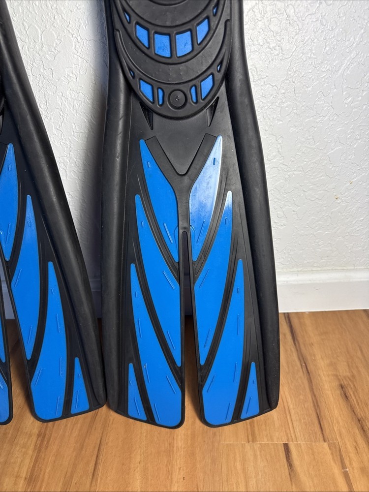 Atomic Aquatics Open Heel Split Fins Natures Wing MEDIUM Blue