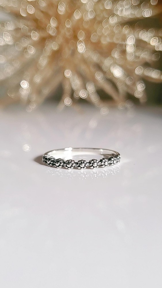 Minimalist Dainty Little Flowers Stackable Ring - Sterling Silver Women's Ring