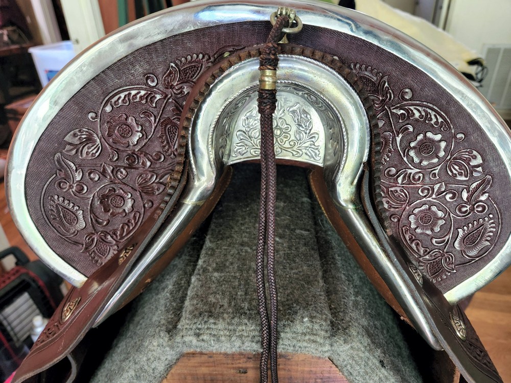 Peruvian Show Saddle