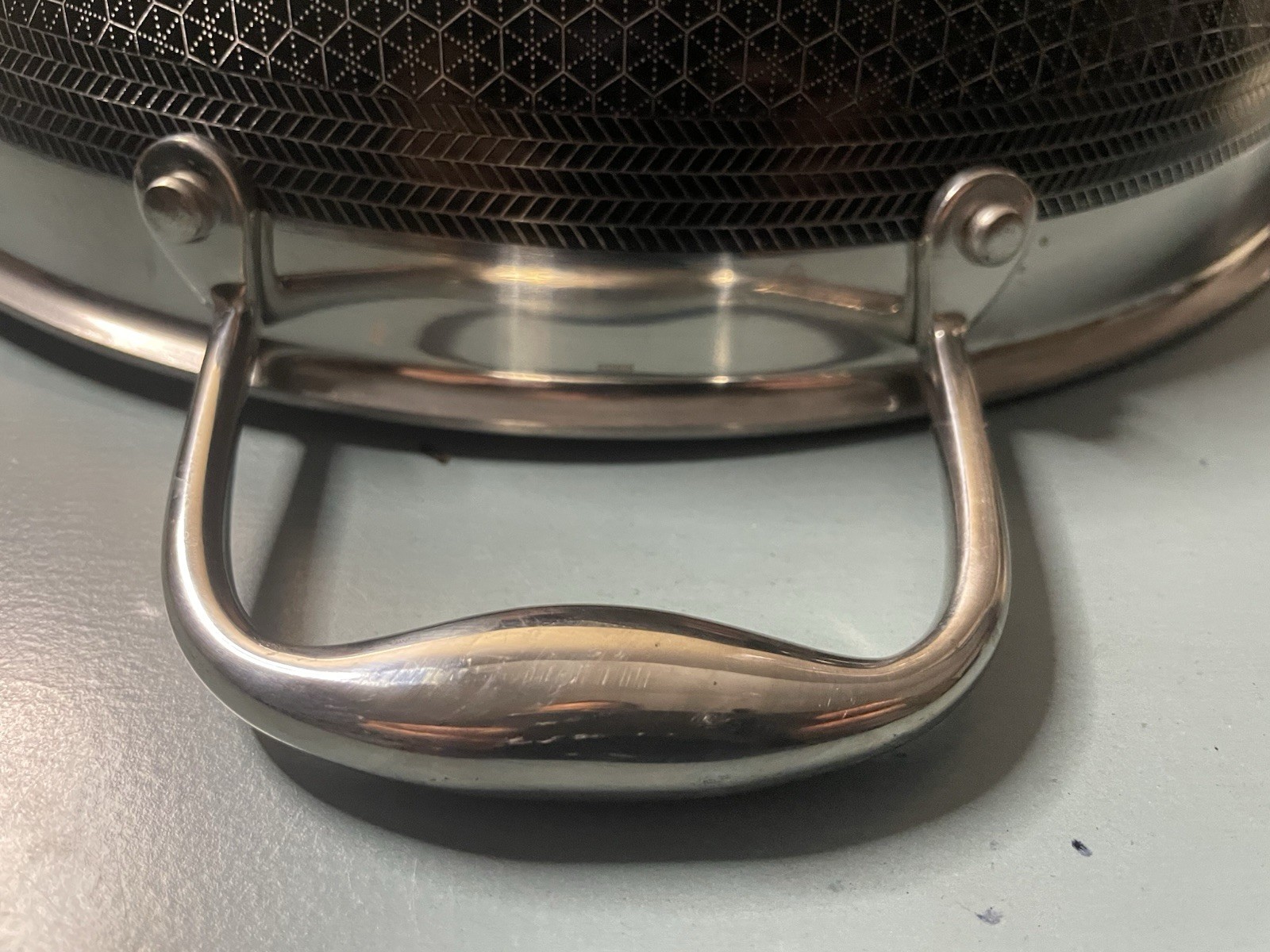 Hexclad 12" Wok Hybrid Stainless Steel Nonstick Pan Used no lid (W19)