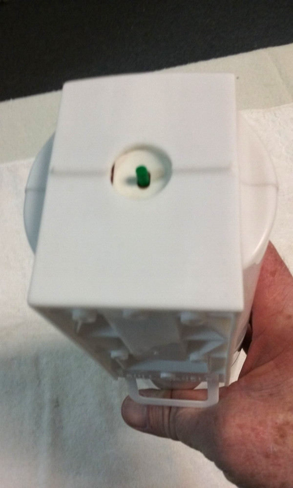 First Alert Kitchen Fire Extinguisher KFE2S5 Tested Fully Charged