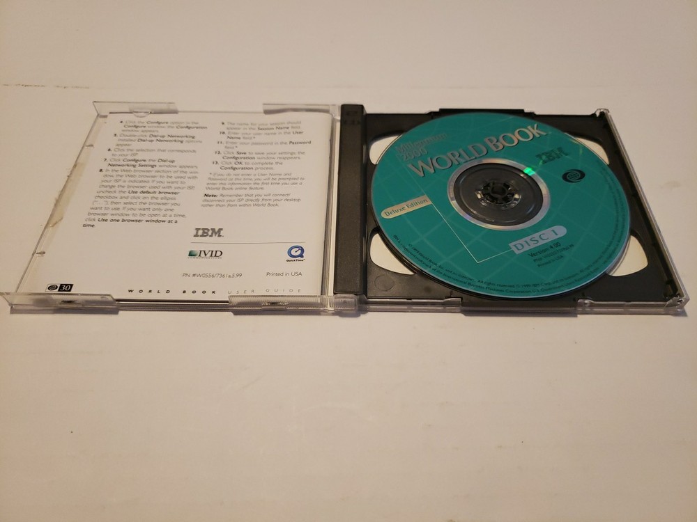 World Book Computer Software Deluxe Edition - CD ROM -Millennium 2000 - 2 Disc