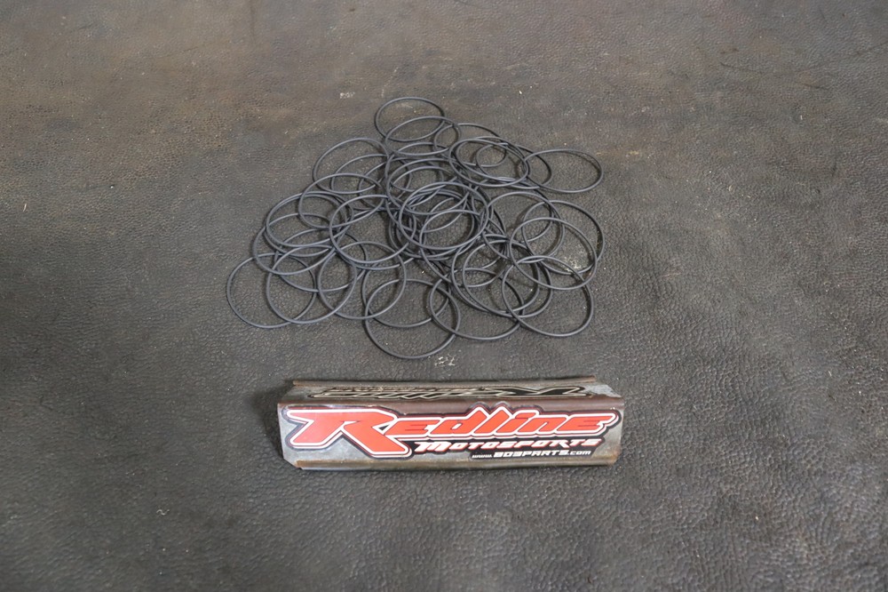 NOS - NEWCOMB O-RINGS (39 COUNT) 2-037