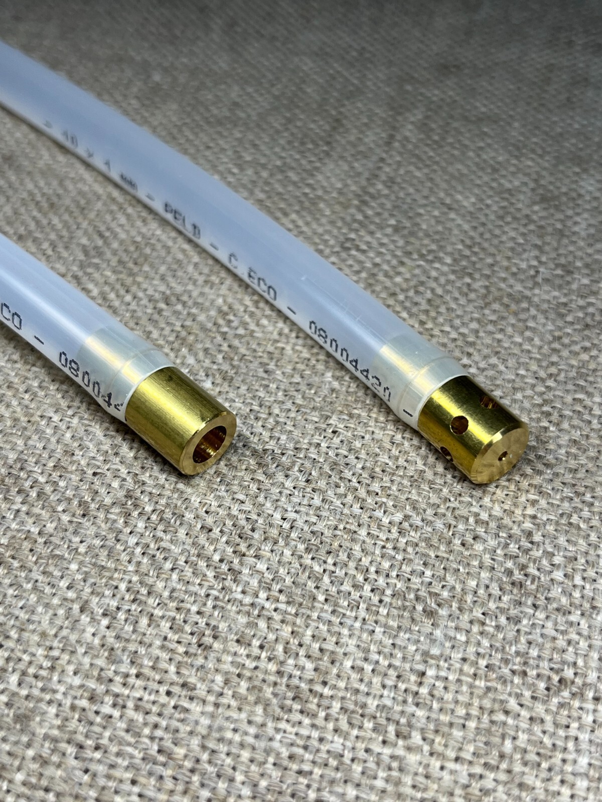 Gal NH Oil Undercoating, Pro Undercoating Gun, 2 Wands, 3 Quart Bottle, 50 Plugs