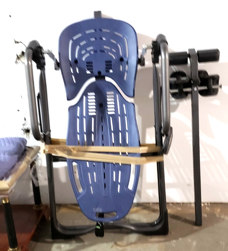 Teeter Hang UPS Inversion Table EP 860 Slightly Used