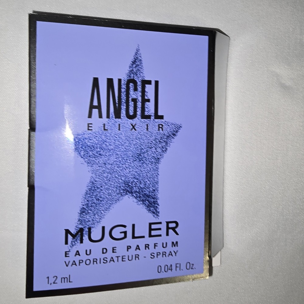 🆕🆕Mugler Cosmetic / Makeup Bag / Clutch & Samples - Gift