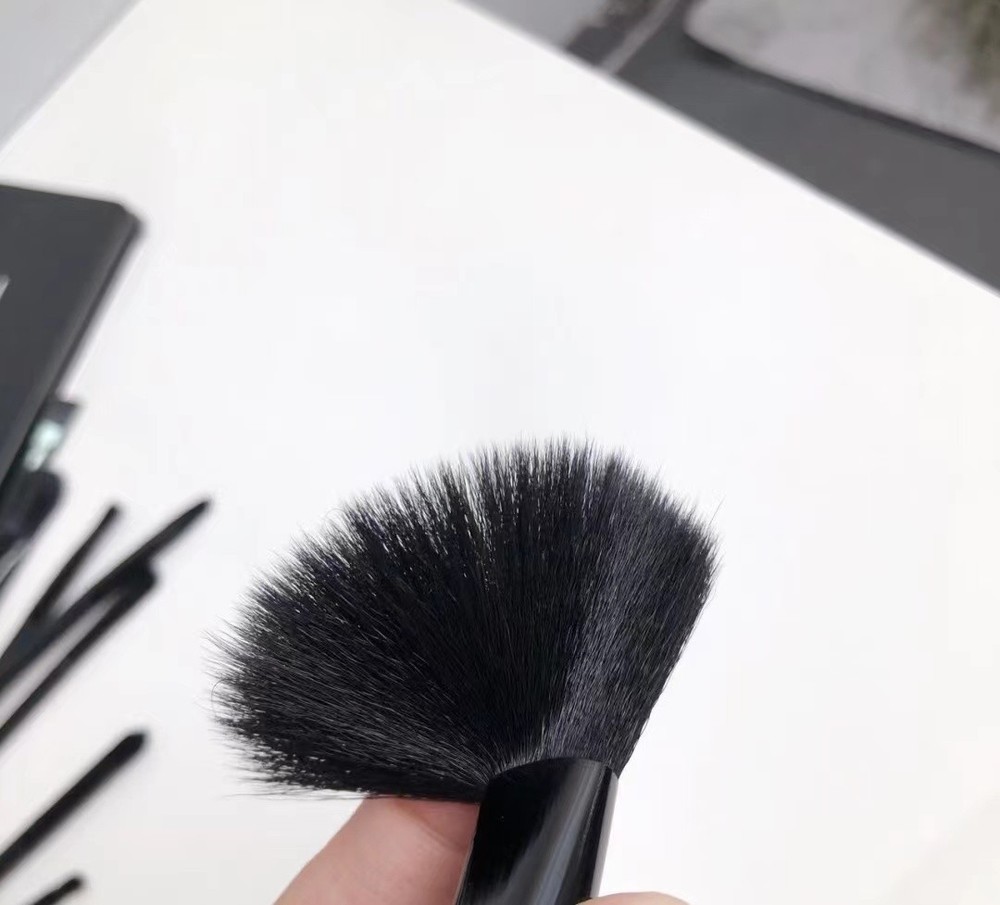 MAC Makeup Brush Iron Box Travel Set