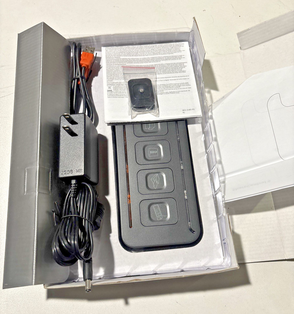 Kensington Share Central 5 for USB Device Sharing with Power Supply