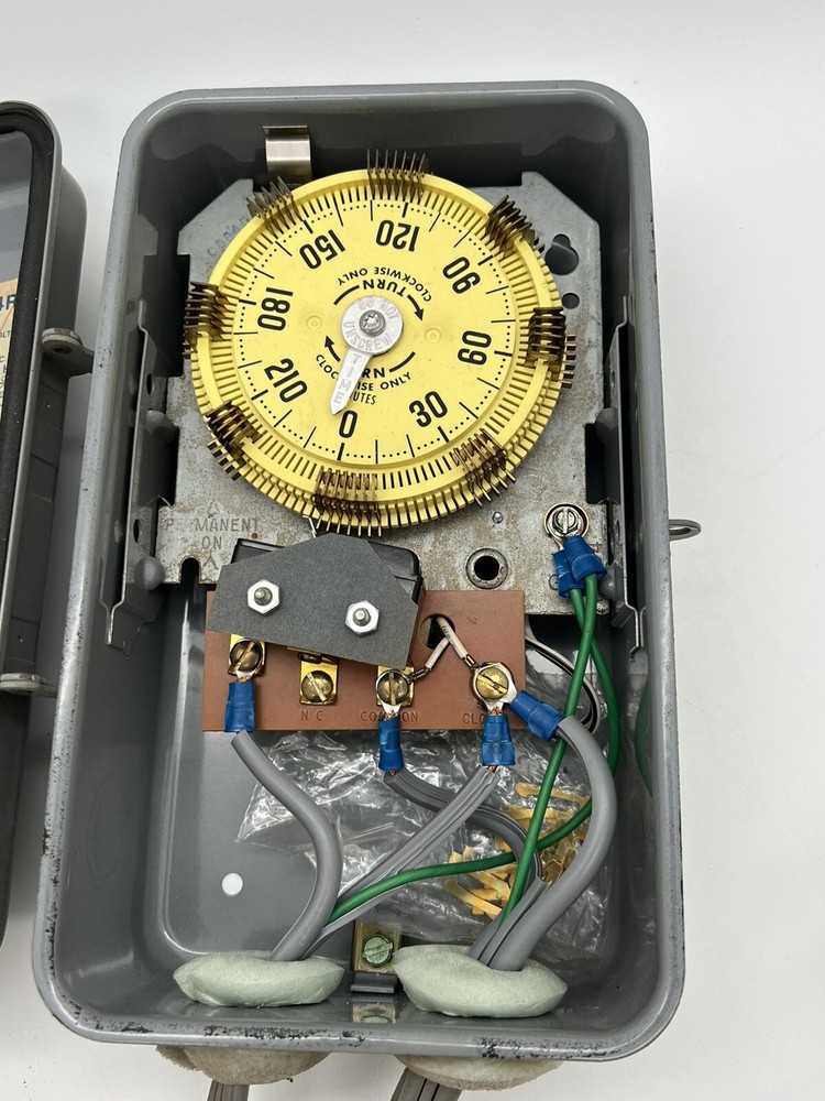 Intermatic T174R 24 Hour Dial Time Switch With Skipper- Gray