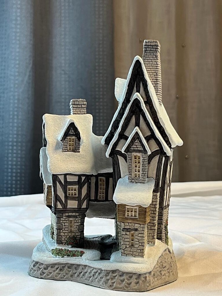 David Winter Cottages Fred’s Home 1991 Signed