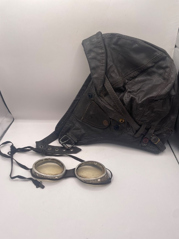 Flying hat WW2 Military leather flying hat and goggles