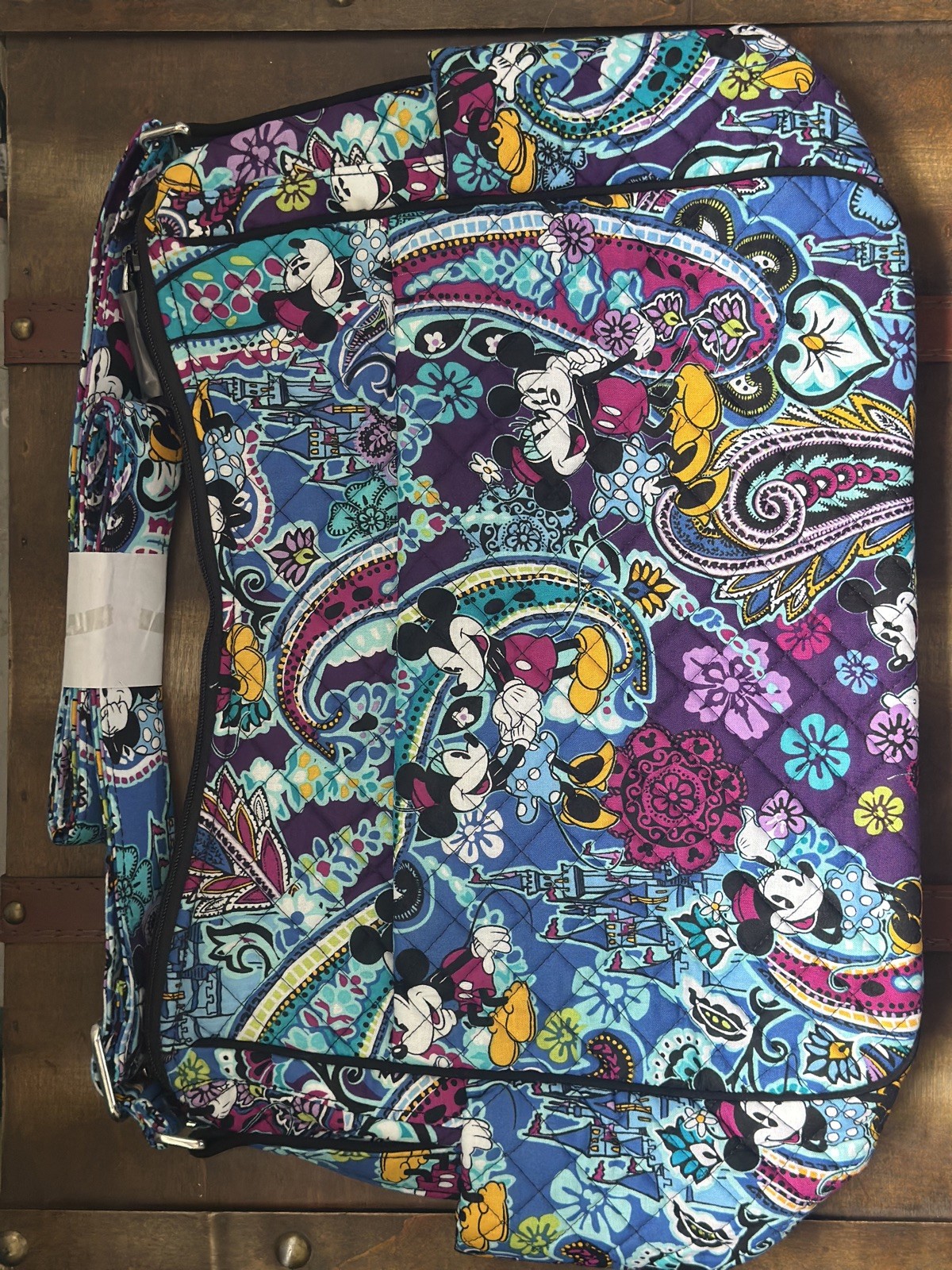 NWT Disney Vera Bradley Mickey Mouse Celebration Large On The Go Crossbody