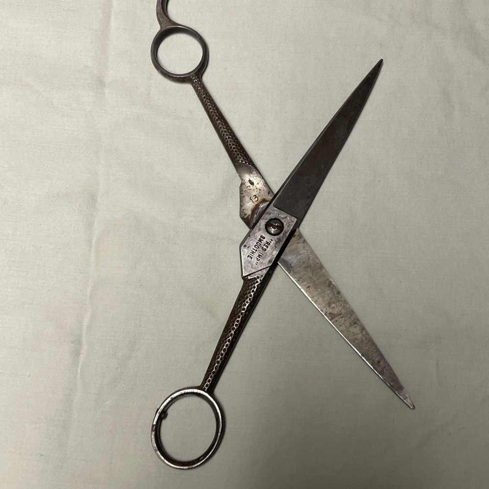1 Red Imp, Morris Scissors