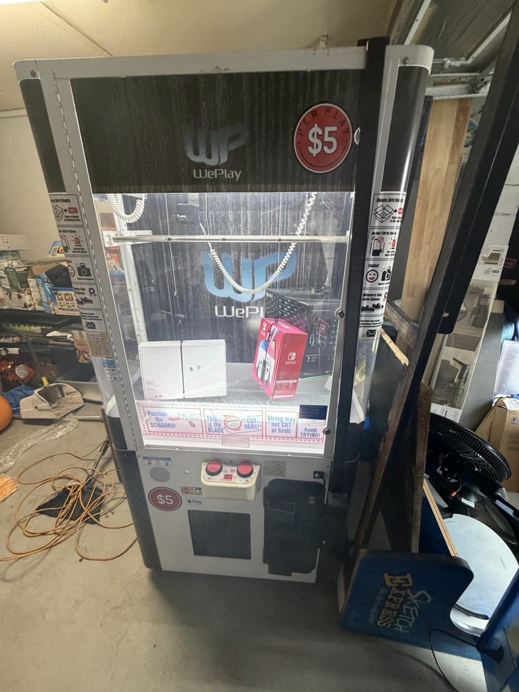BARBER CUT LITE Prize Redemption Arcade Machine - Cut the Rope Skill Game