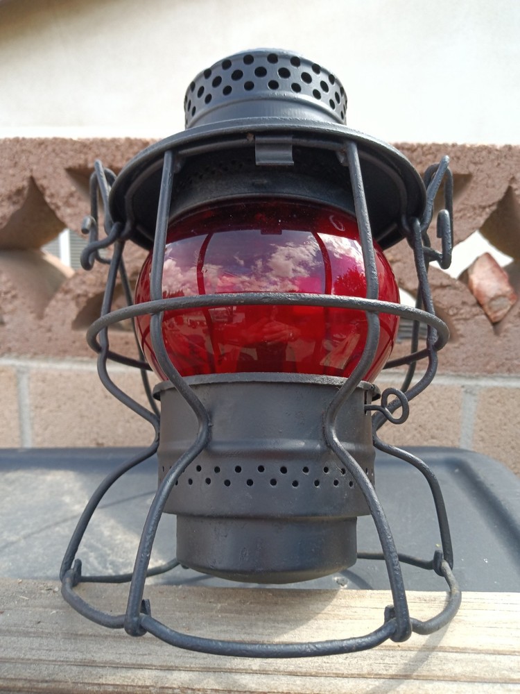 🌟 ADLAKE RAILROAD LANTERN S.P.CO RED GLOBE👀