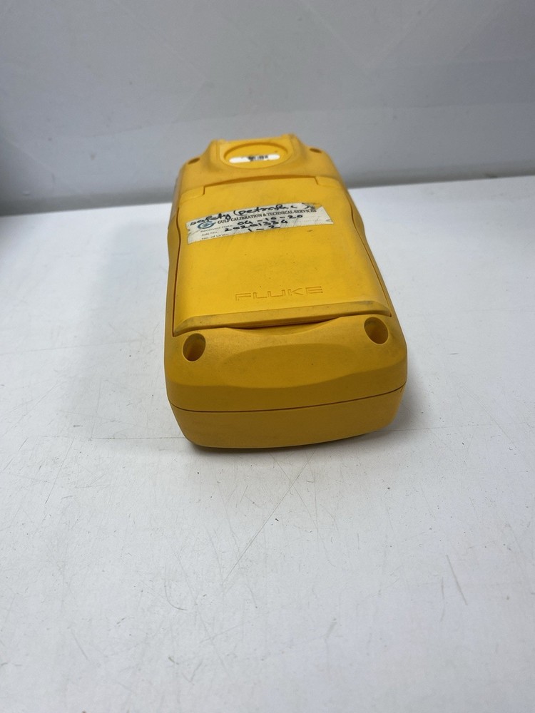 Fluke 712B RTD Temperature Calibrator