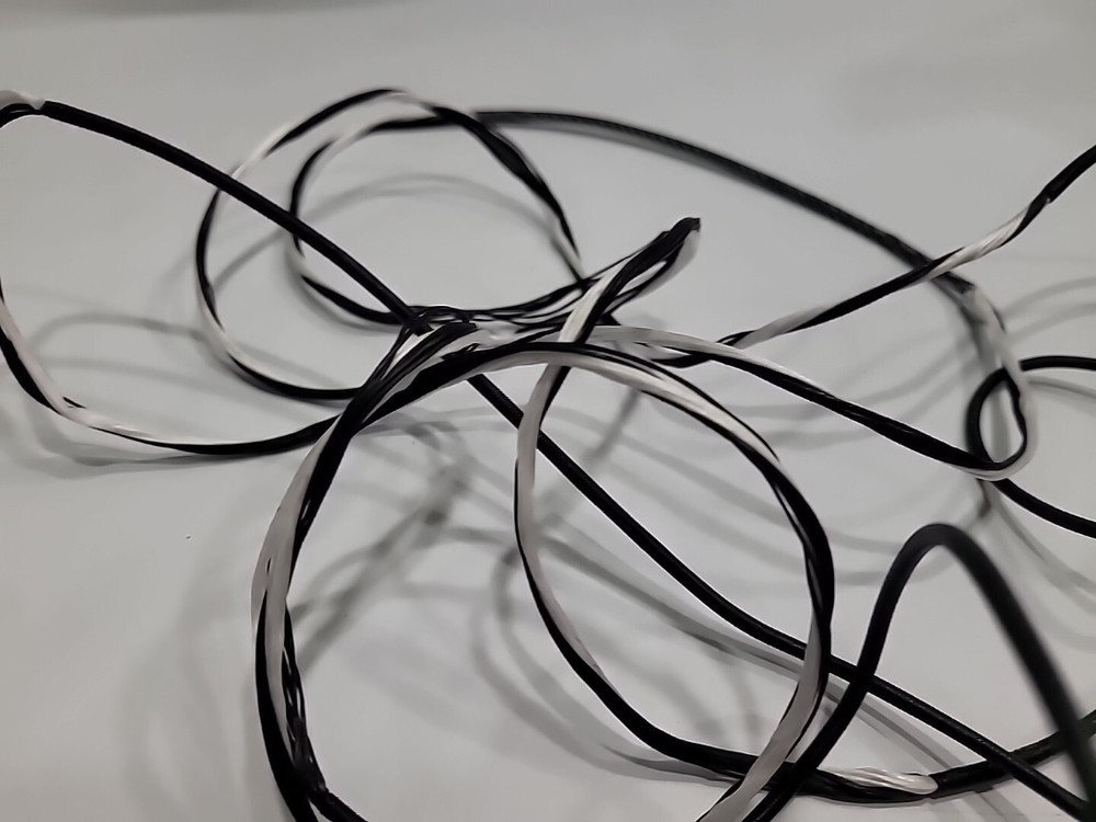 Genesis Bowstring Black/White # BG11498