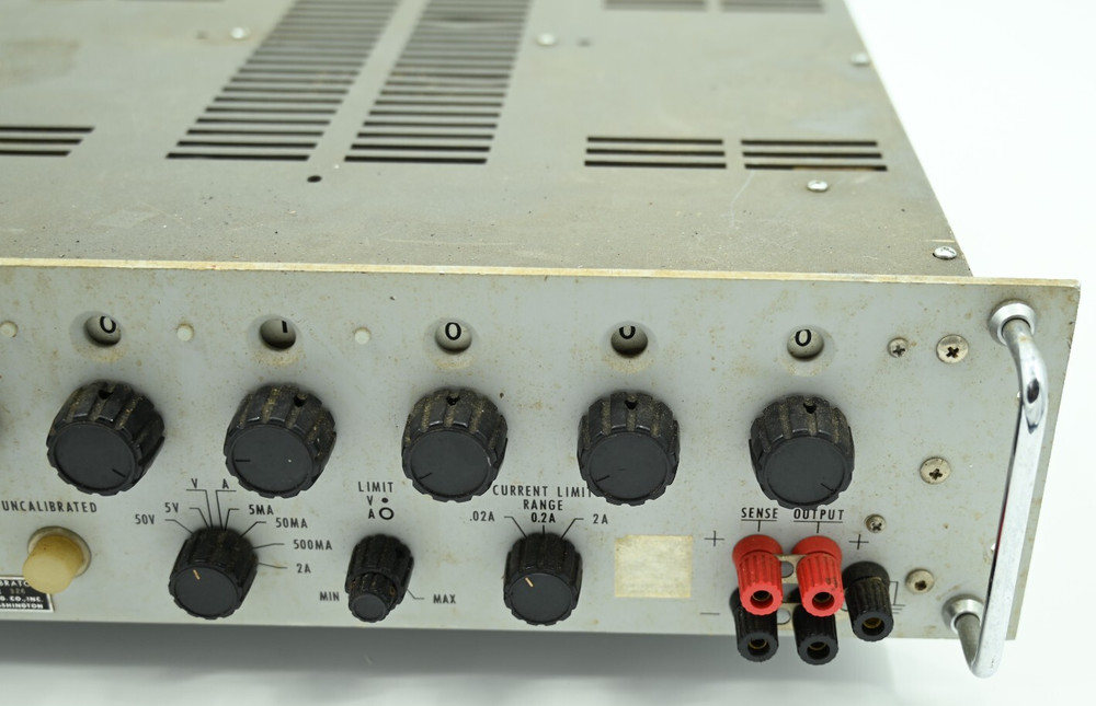 Fluke 382A DC Voltage/Current Calibrator