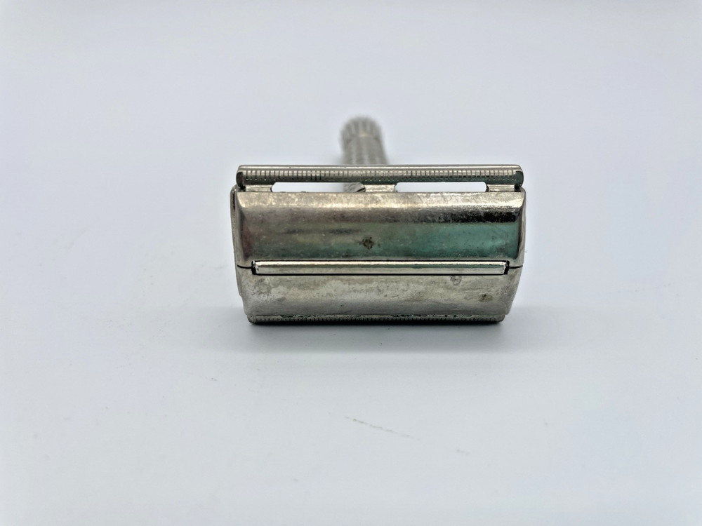 Gillette Double Edge Safety Razor in Case Vintage