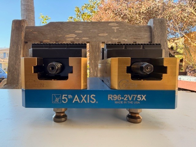 5th Axis Medium Self-Centering Vise A96-2V75150X