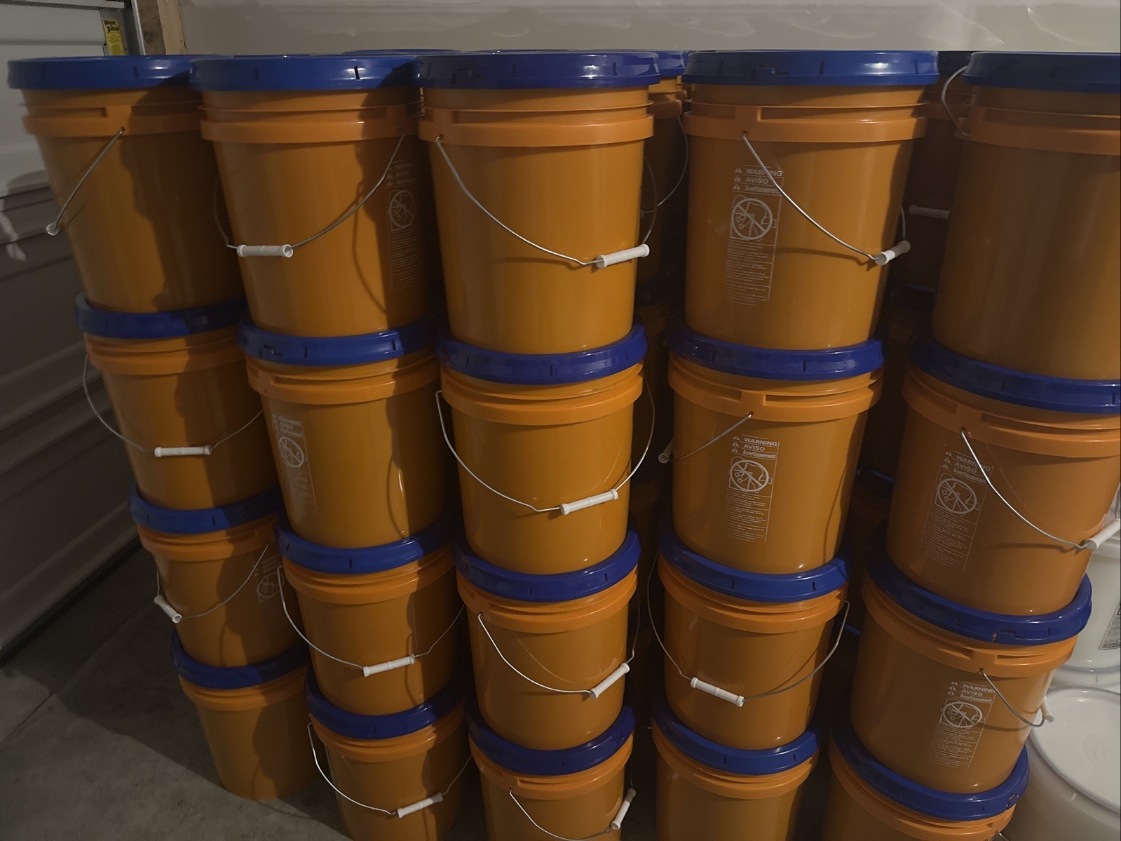 Laundry Detergent 5 gall Bucket