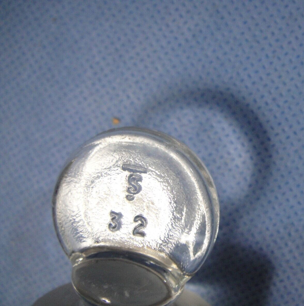 Pyrex St32 Solid Glass Penny Head Stopper