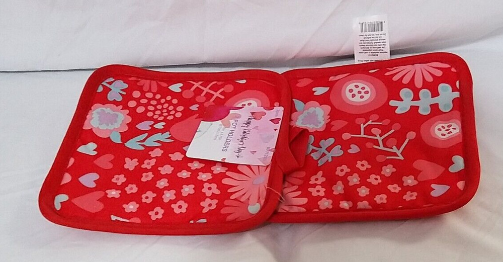 Happy Valentine's Kitchen Set of seven pc