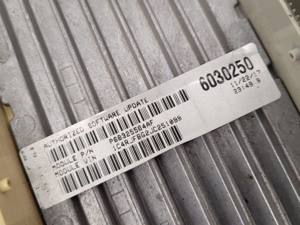 18-19 DODGE DURANGO Engine ECM Electronic Control Module 3.6L 68330924AA