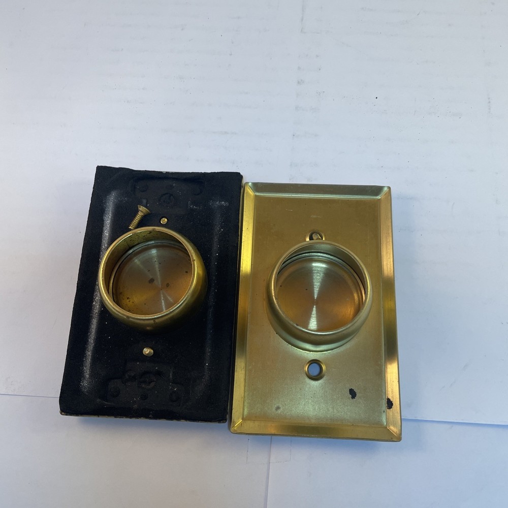 Antique Solid Brass SWITCH/PLUG PLATES with round center