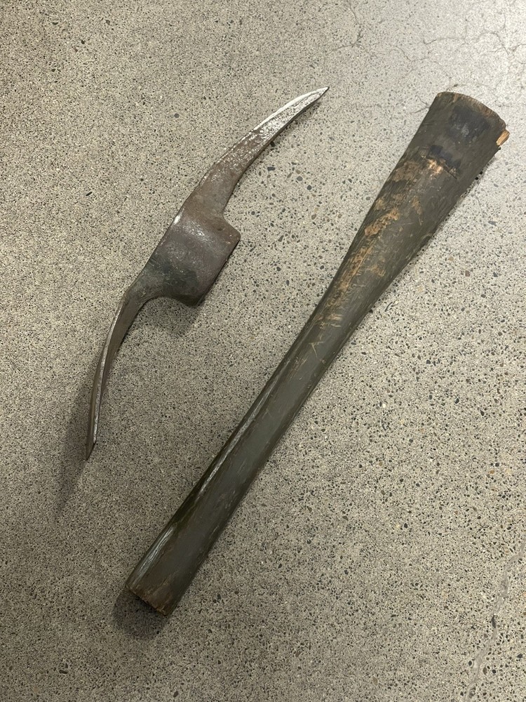 Original US Issued WWII Army M1910 Pick Axe Mattock - "US" stamped Diamond Calk