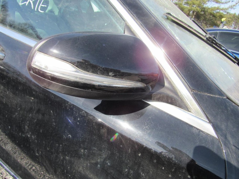 C220 2015 Glove Box 1032253