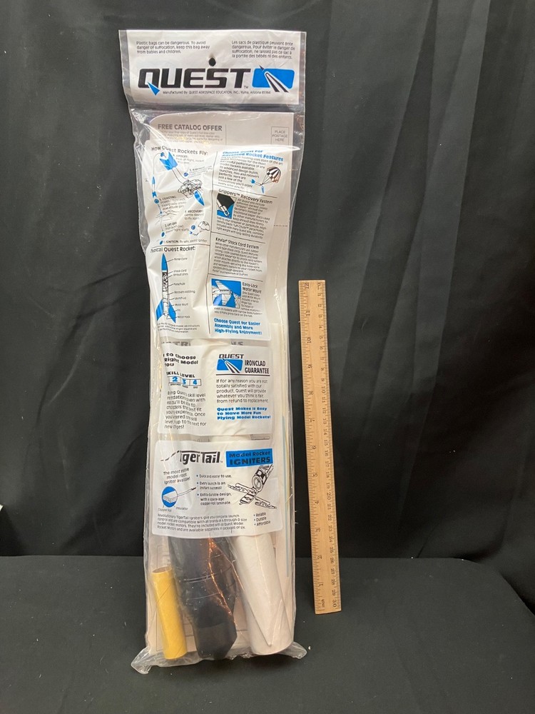 Quest Courier Egglofter Flying Model Rocket Kit - Sealed