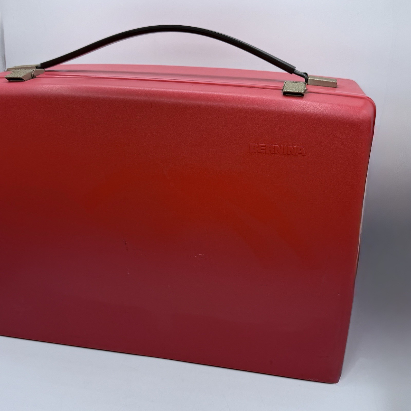 BERNINA 830 Record Sewing Machine Red Hard Case/Foot Pedal Storage/Extension