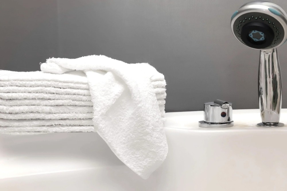 Mainstays 18 Pack Washcloth Bundle, White.