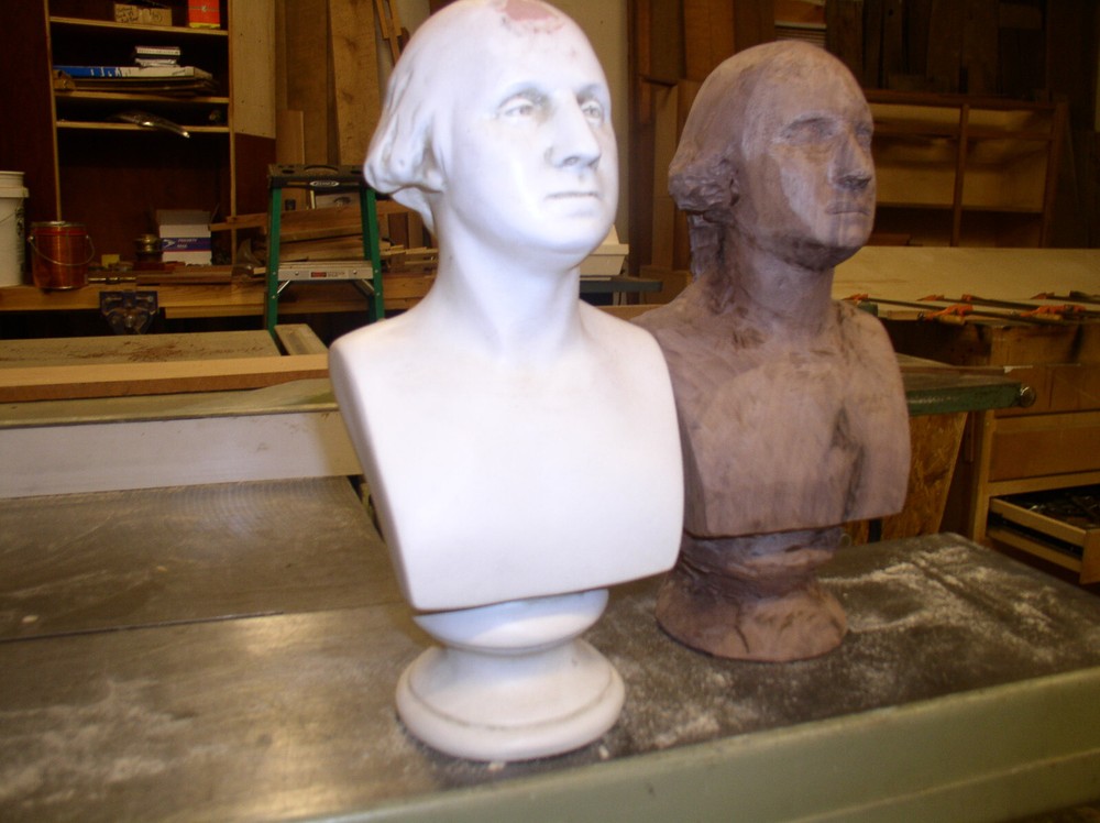 Wood Carving Duplicator- Carves a Precise Duplicate