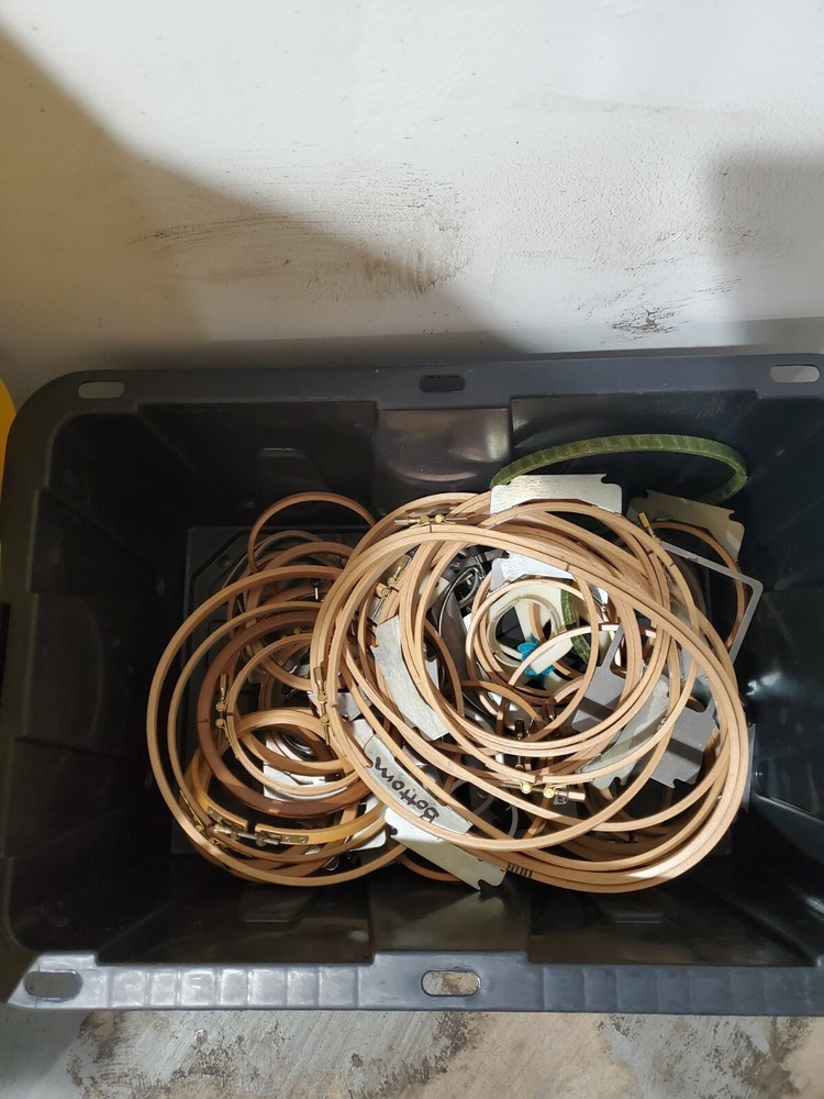 Embroidery Machine MELCO EMC 10T