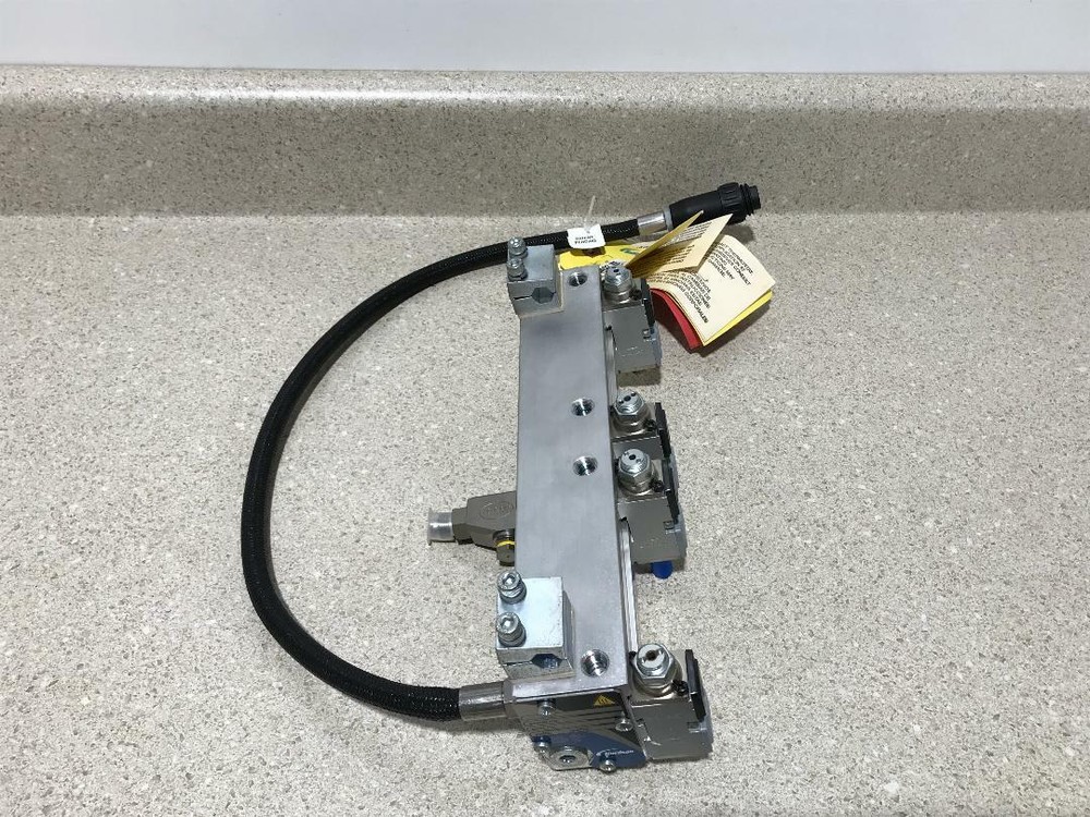 Nordson Solid Blue 04 S W 8520368 New