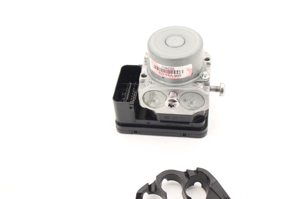 2024 TRIUMPH TRIDENT 660 OEM ABS PUMP UNIT MODULE