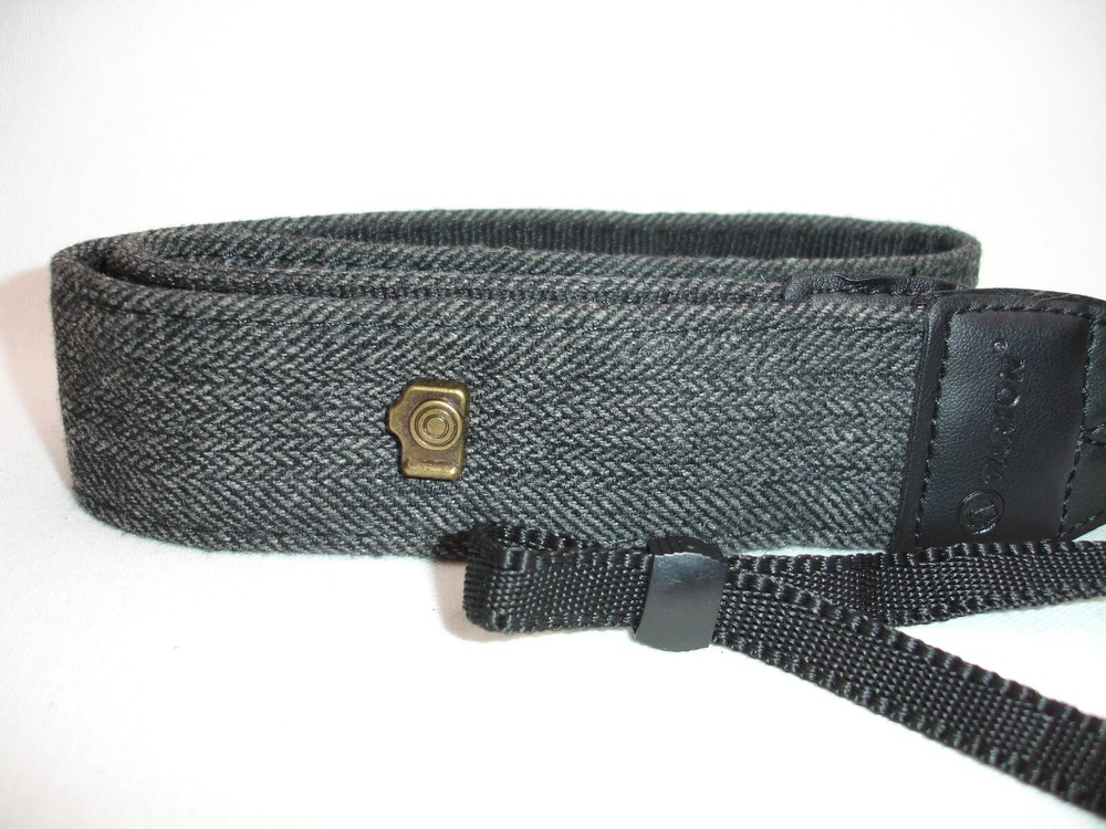 TARION CAMERA NECK STRAP , GUC