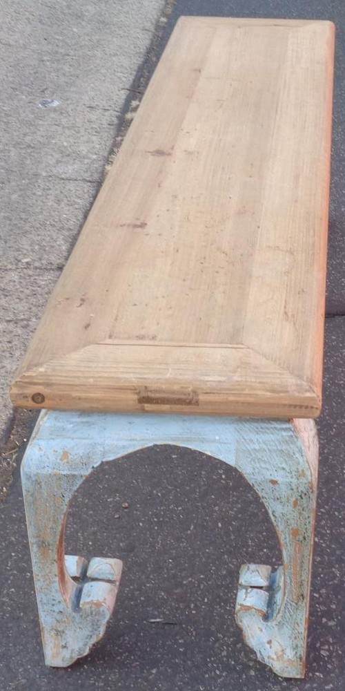Solid Wood Bench – Great Design Style – VGC – UNIQUE BENCH – READY TO USE