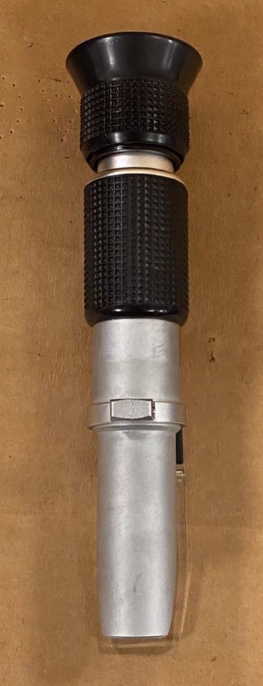 CATERPILLAR PORTABLE REFRACTOMETER TESTER 245-5829- USED.