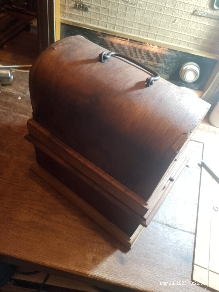 PATHE PHONOGRAPH