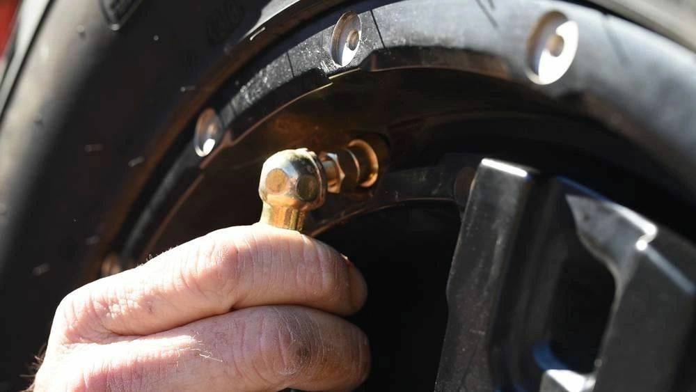 COLBY VALVE EMERGENCY TIRE VALVES 2-PACK - BLACK COLOR (CV-EV10) - BRAND NEW